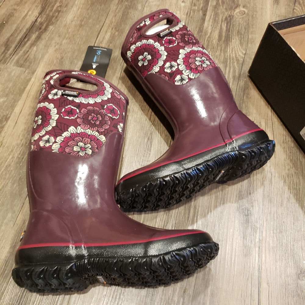 Womens Bogs Size 6